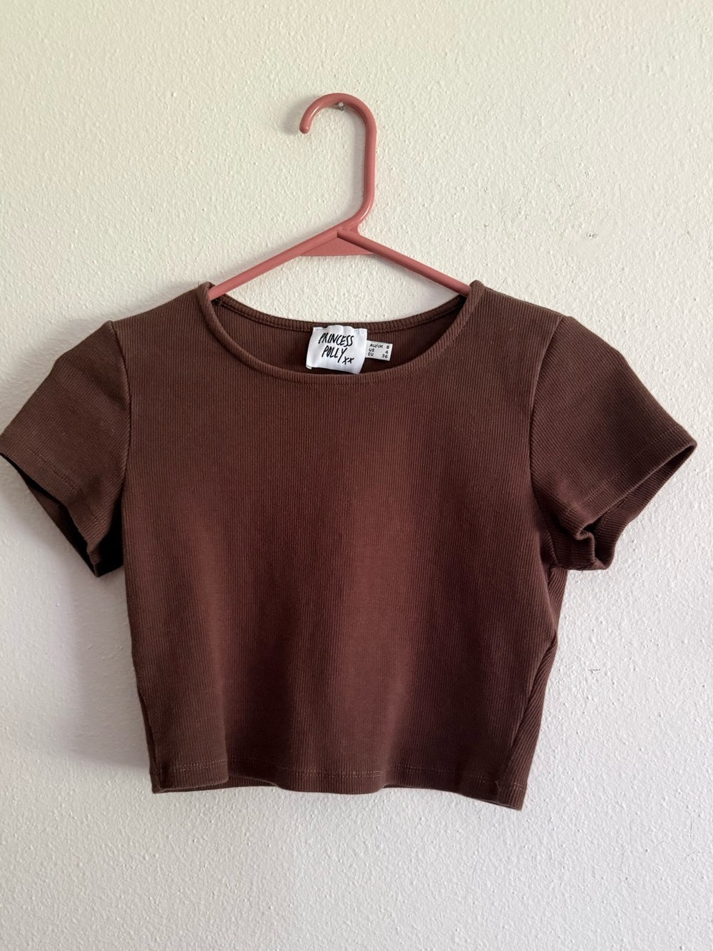 ☀️ Princess Polly • Brown Cropped Top • Womens US 4